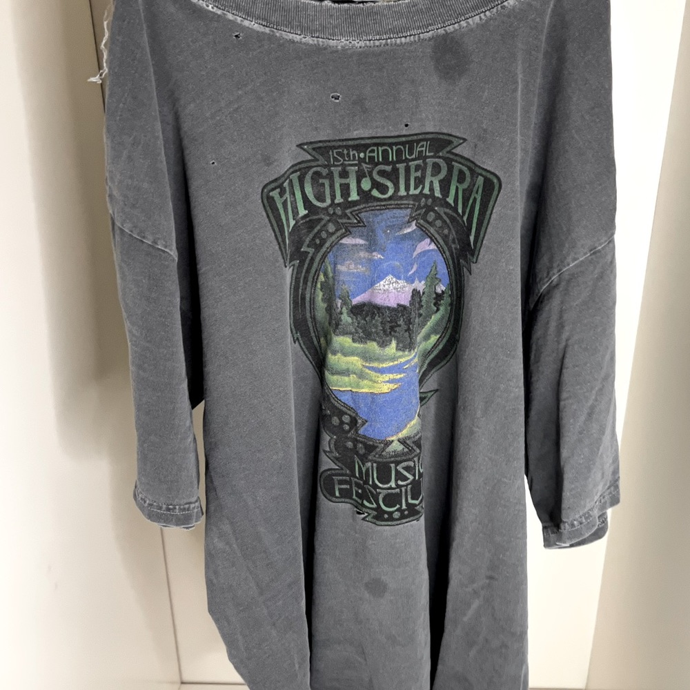 Vintage High Sierra Music Festival Tee! (2005)